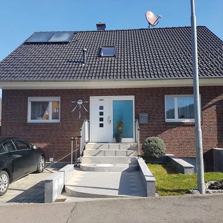 Gemuetliches Haus Im Herzen Des Schwarzwaldes Fuer Bis Zu 9 Personen Elzach Exterior photo